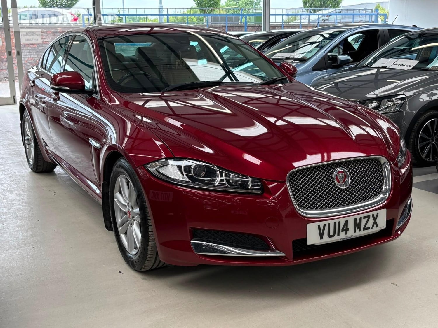 [ berth ]Jaguar XF