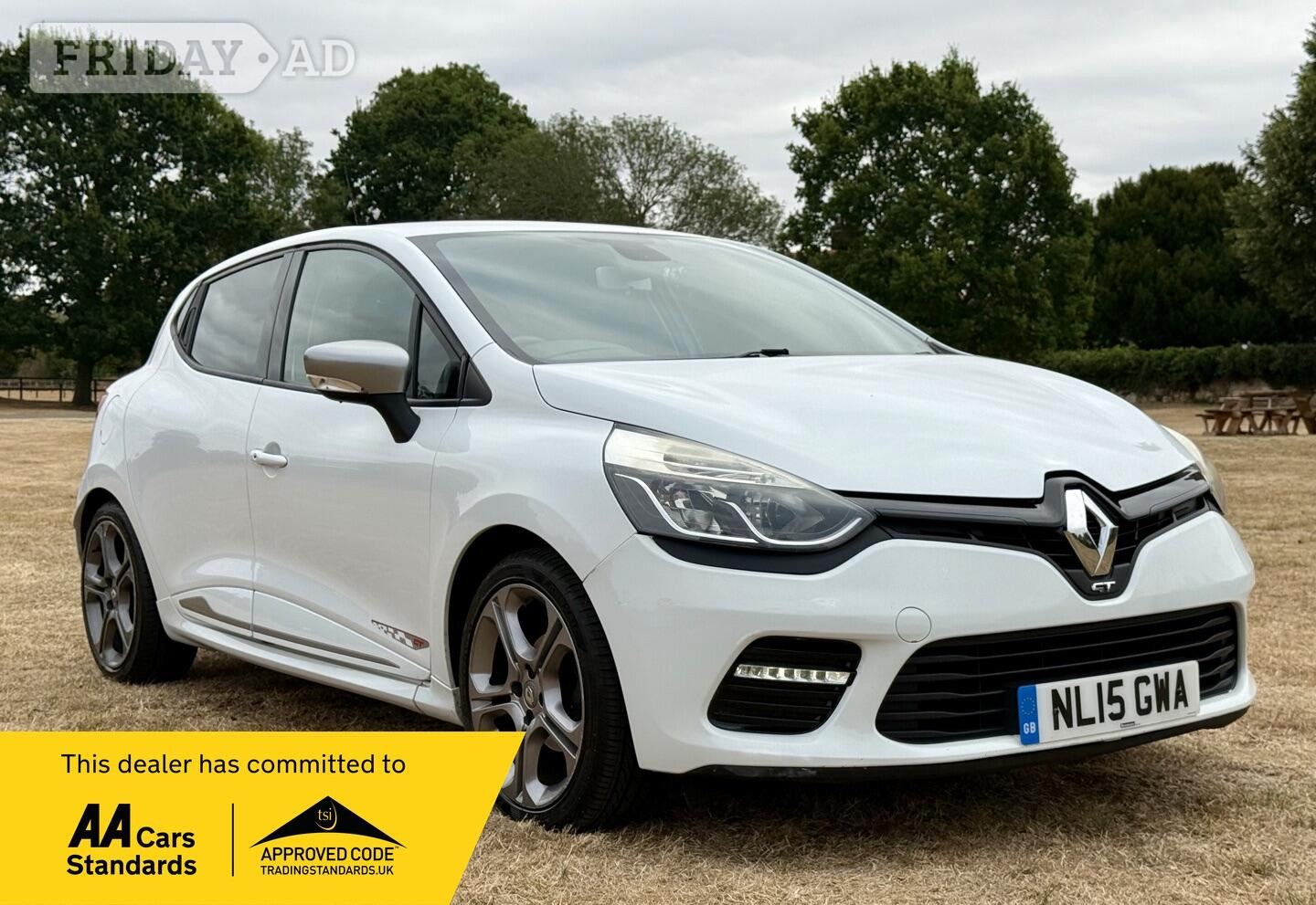 Renault Clio 2015 in Bedford