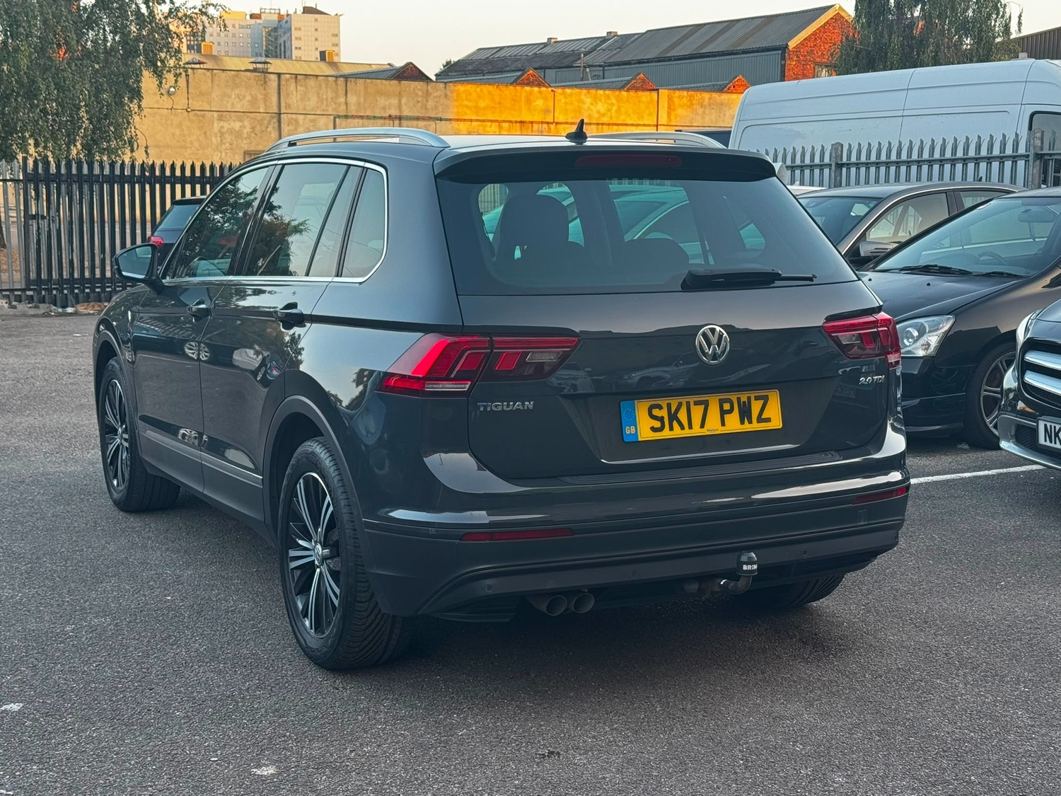Volkswagen Tiguan 2017 - Cars in Bradford
