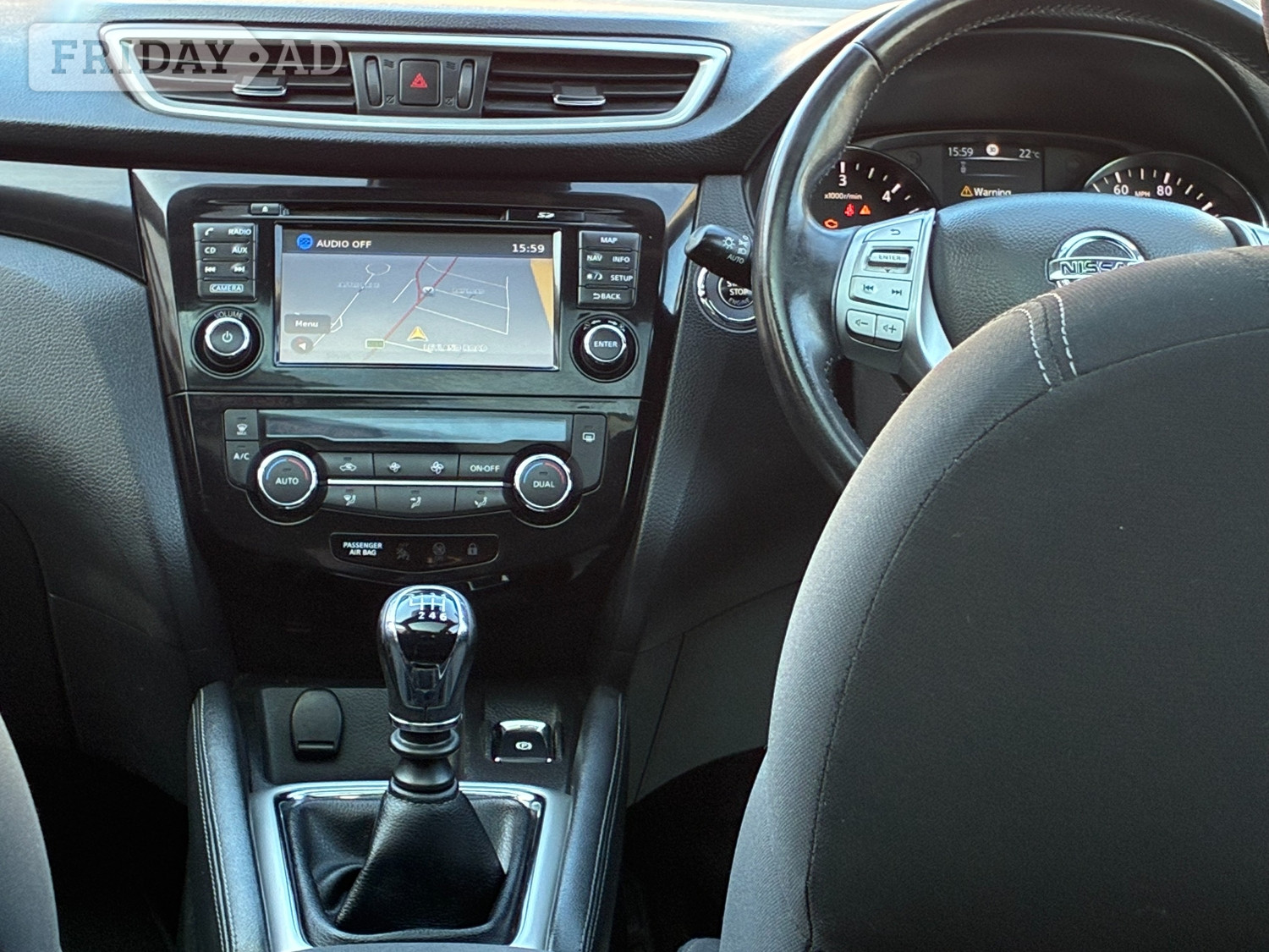 Nissan Qashqai 2015 - Cars in Pevensey