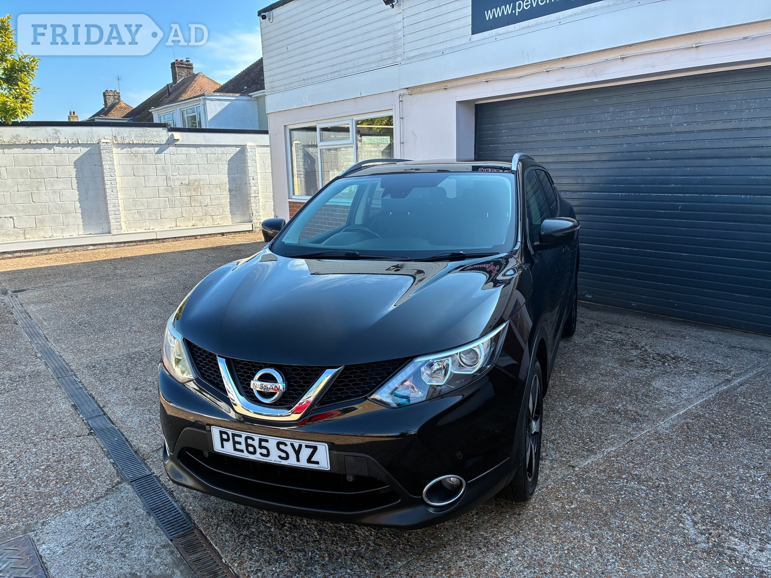 Nissan Qashqai 2015 - Cars