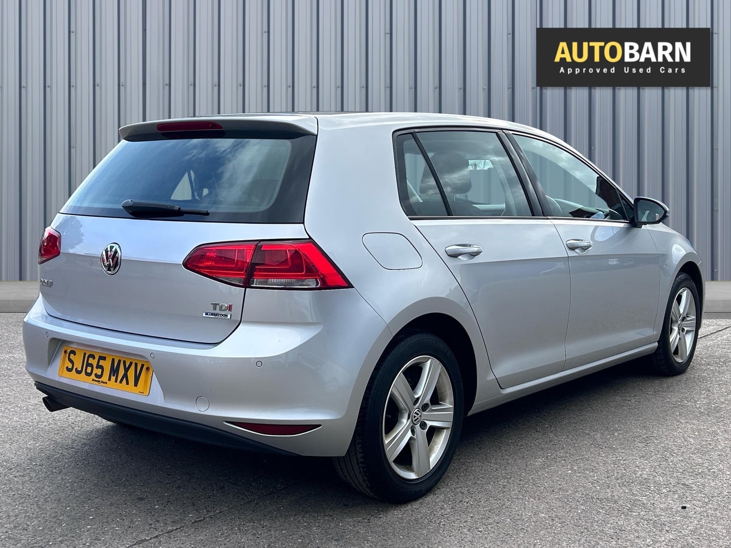 Volkswagen Golf 2015 - Cars in Hereford