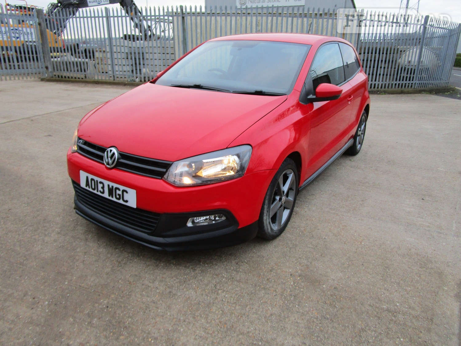 [ berth ]Volkswagen Polo
