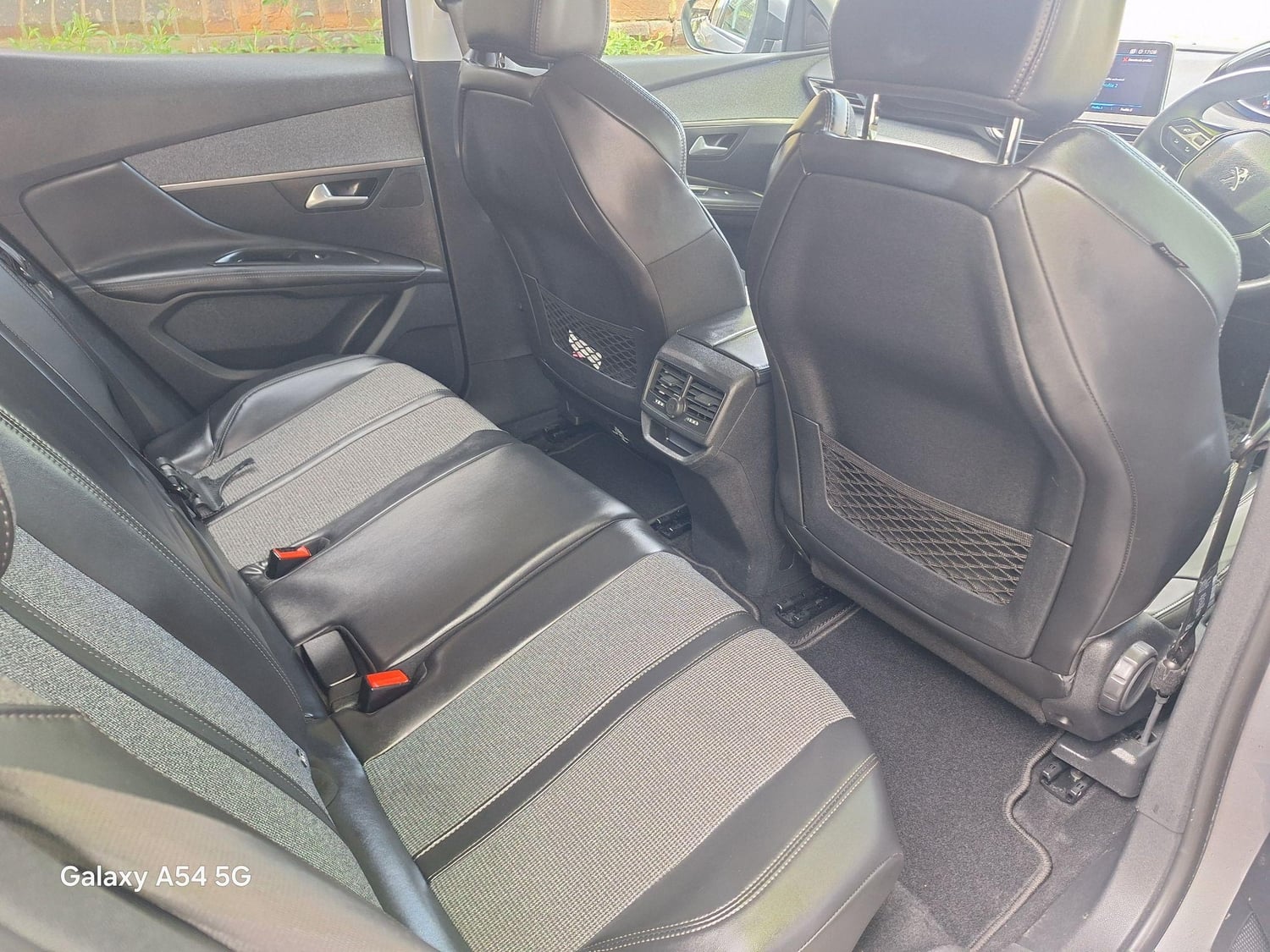 Peugeot 3008 2017 - Cars