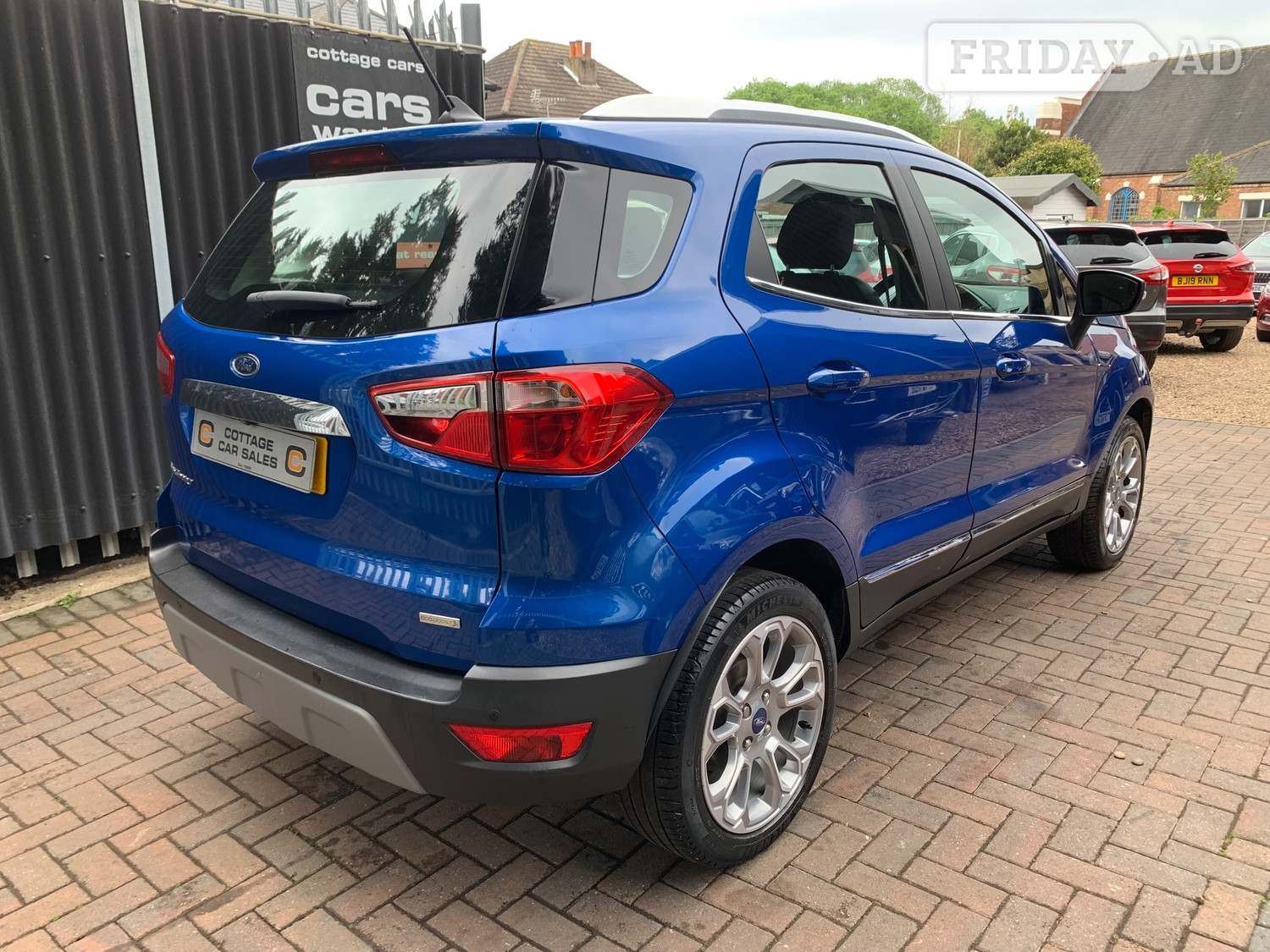 [ berth ]Ford Ecosport