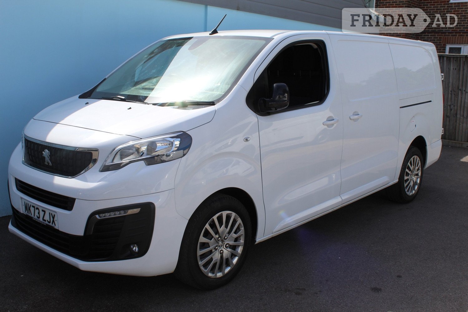 Peugeot Expert 2023 in Southampton