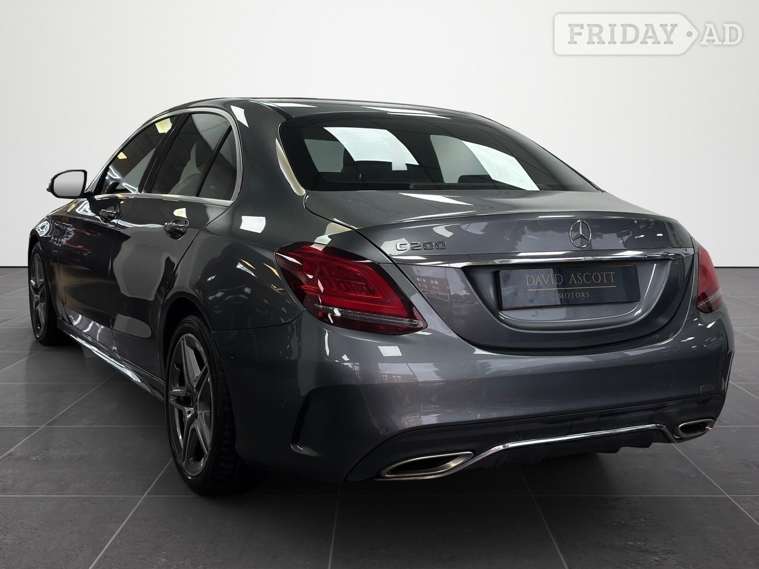 [ berth ]Mercedes-Benz C Class