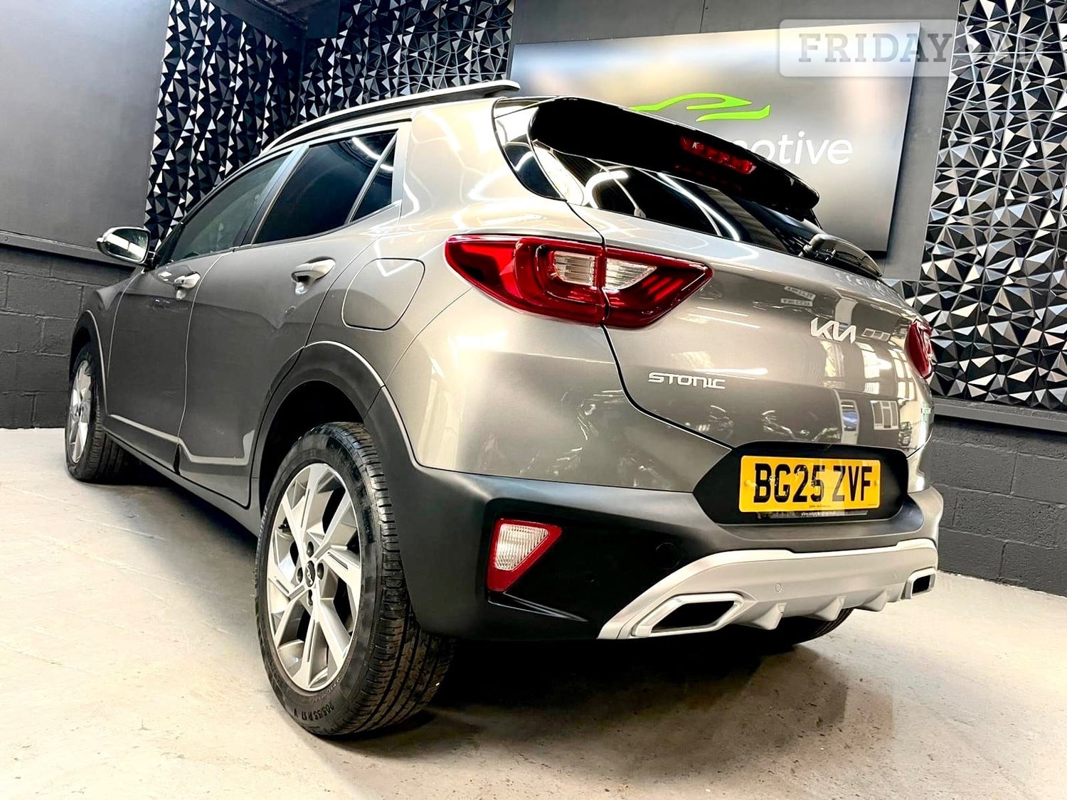 [ berth ]Kia Stonic