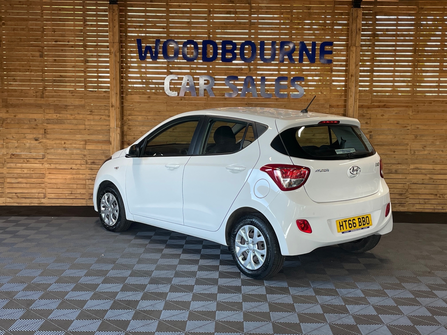 [ berth ]Hyundai i10