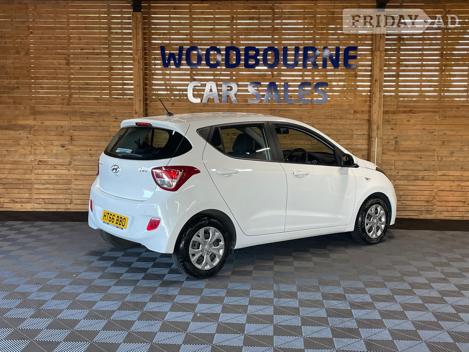 Hyundai i10 2017 - Cars in Brighton