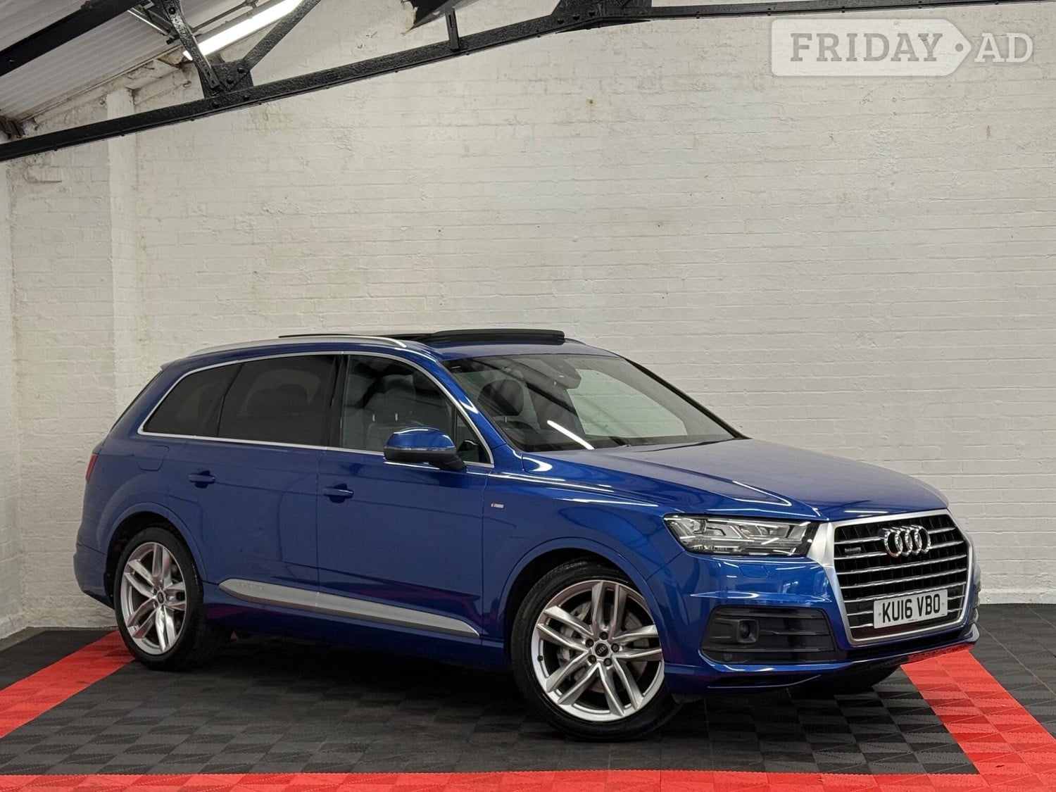 Audi Q7 2016 in Birmingham