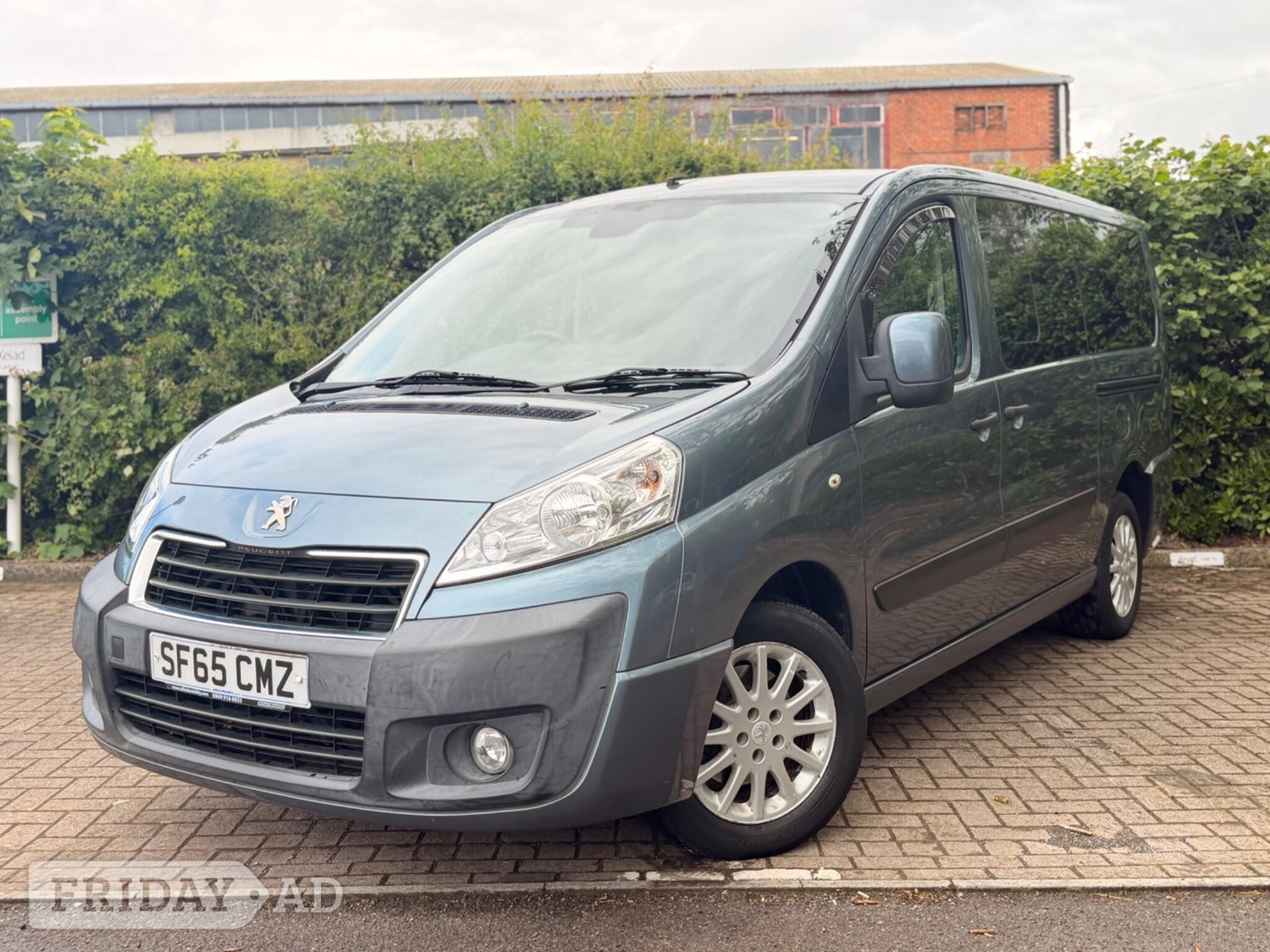 [ berth ]Peugeot Expert Tepee