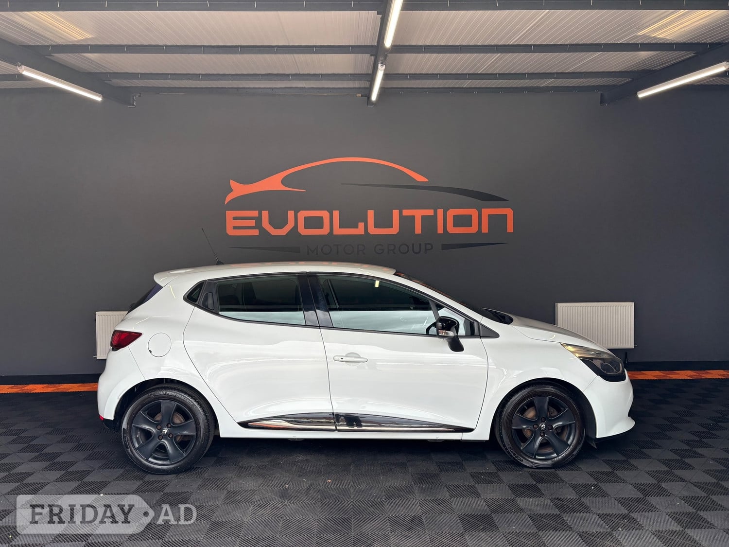 Renault Clio 2015 - Cars