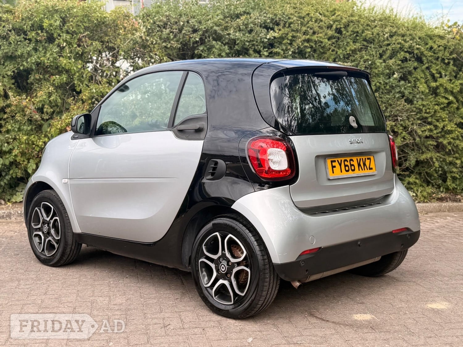 Smart ForTwo 2016 - Cars in Swindon