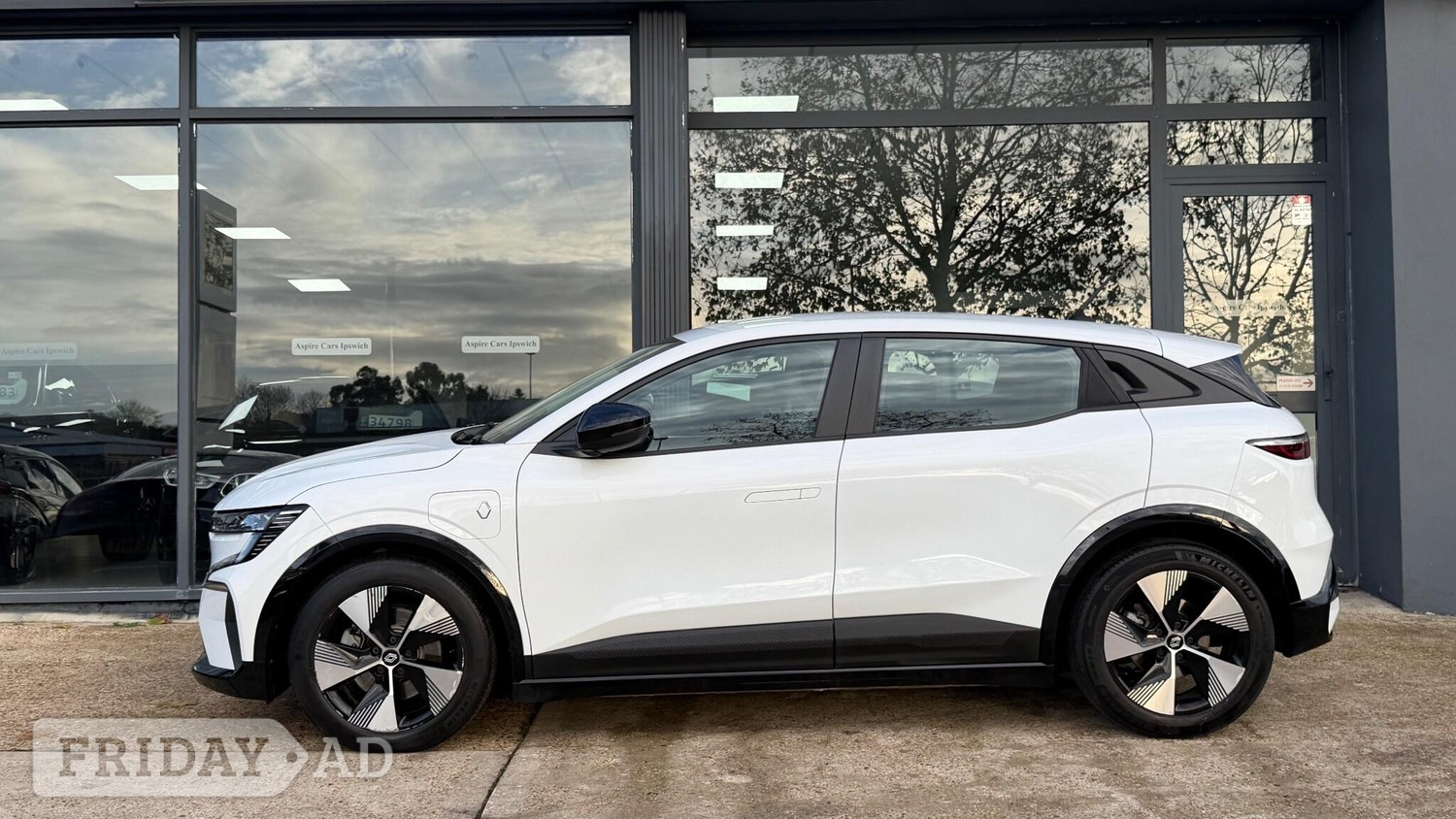 Renault Megane E-Tech 2022 - Cars in Ipswich