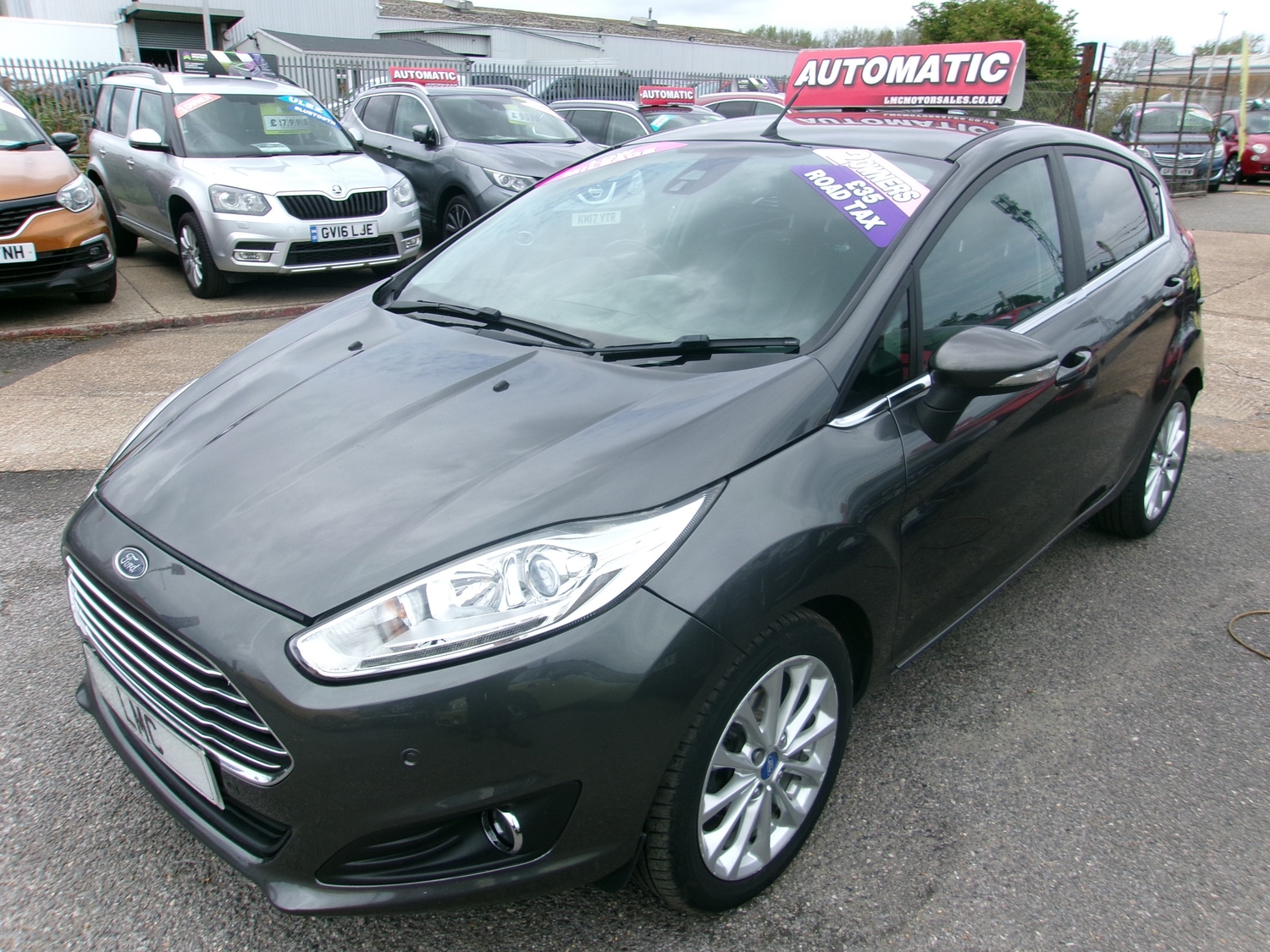 [ berth ]Ford Fiesta
