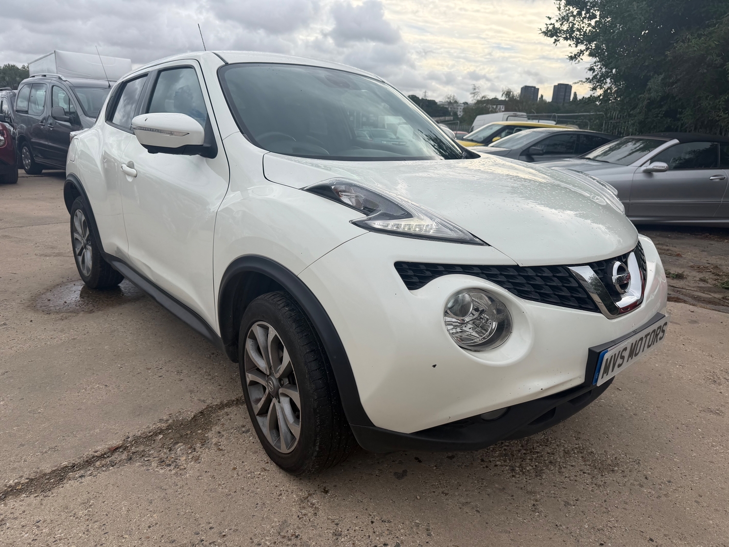 Nissan Juke 2018 - Cars