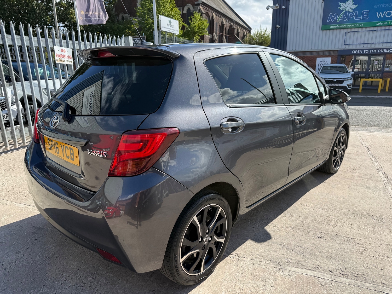 [ berth ]Toyota Yaris