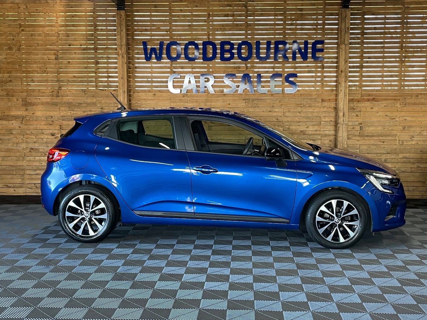Renault Clio 2023 - Cars