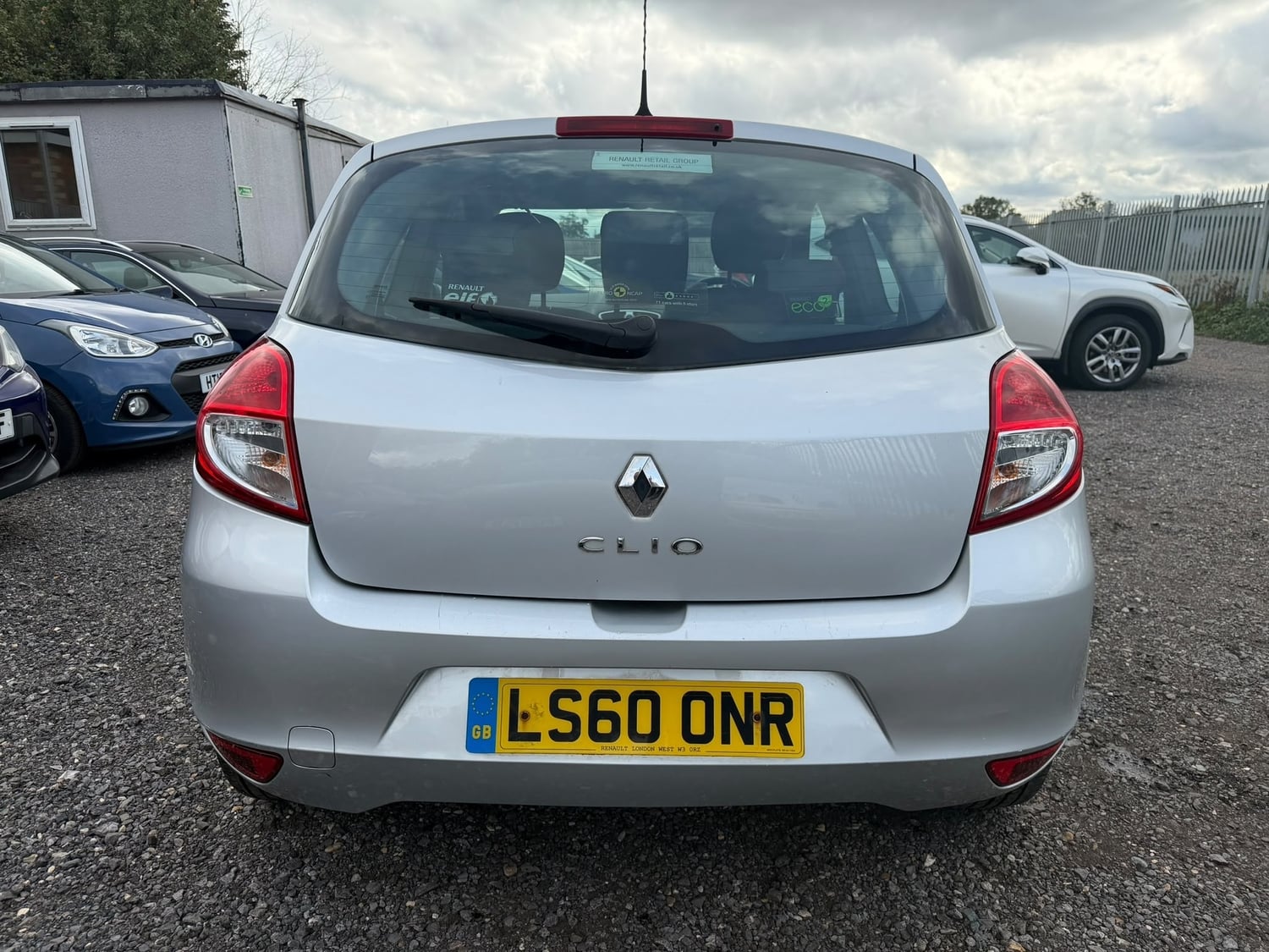 Renault Clio 2010 - Cars in Chesham