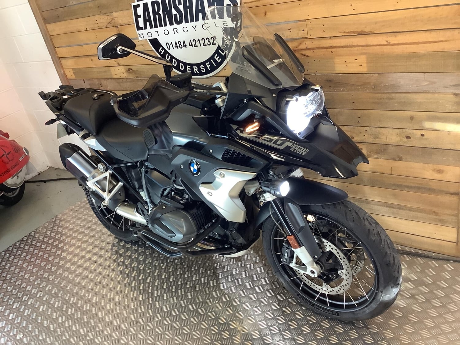 BMW R Series 2022 - Motorbikes, Scooters & Quads