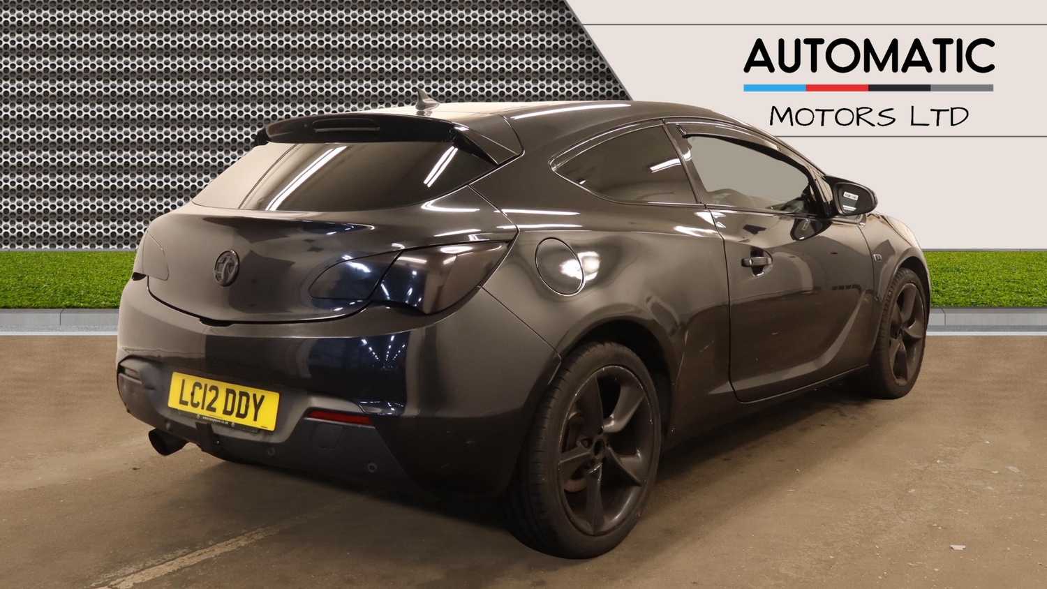 Vauxhall Astra 2012 - Cars