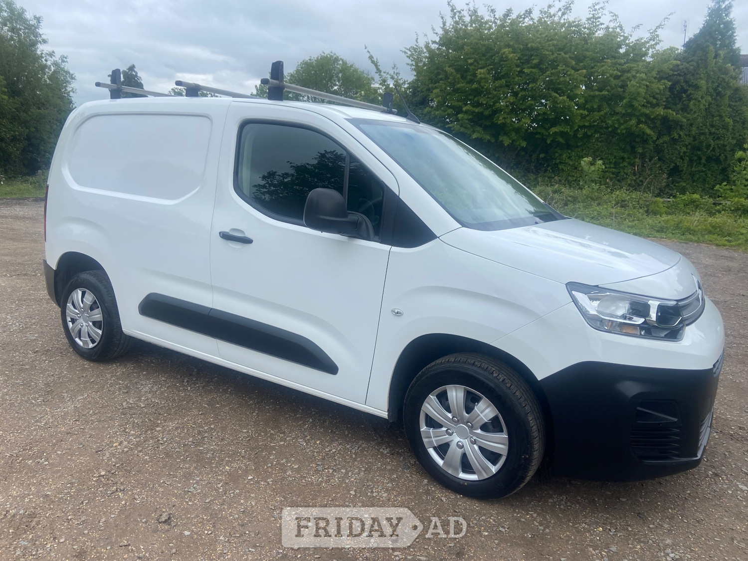 Citroen Berlingo 2020 - Vans & Commercial Vehicles in Dorking