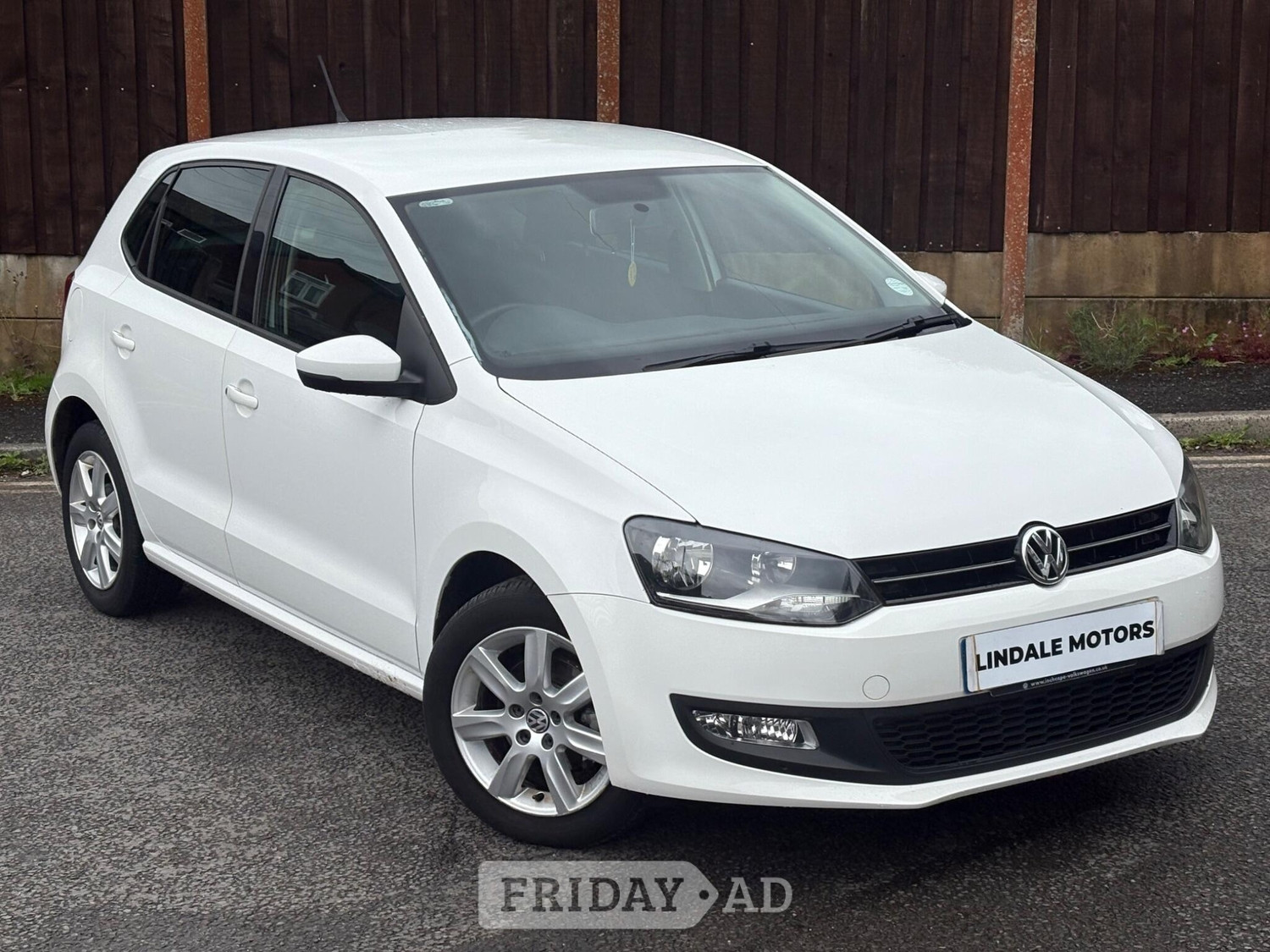 Volkswagen Polo 2011 in Oldham
