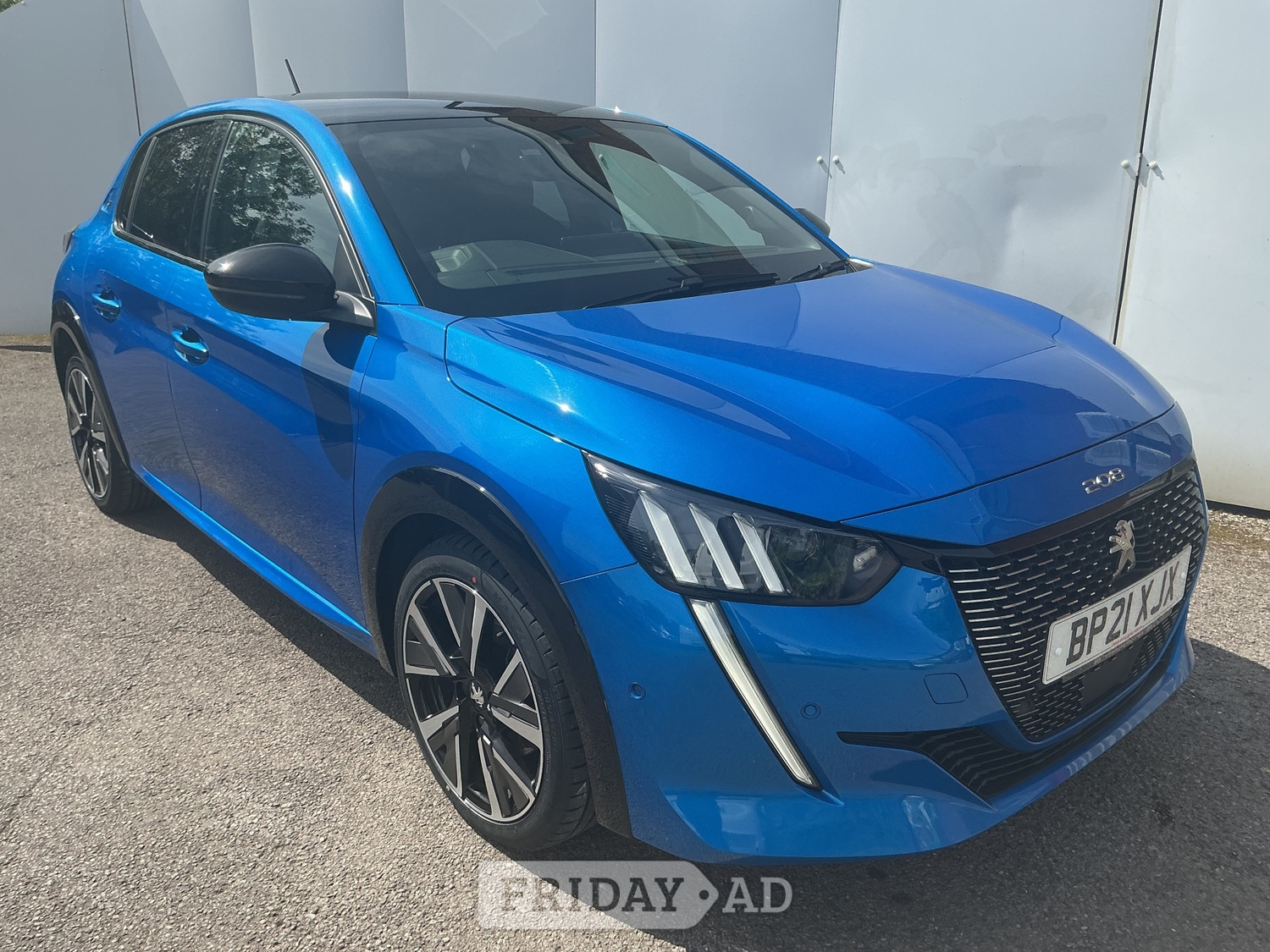 Peugeot 208 2021 - Cars in Porth