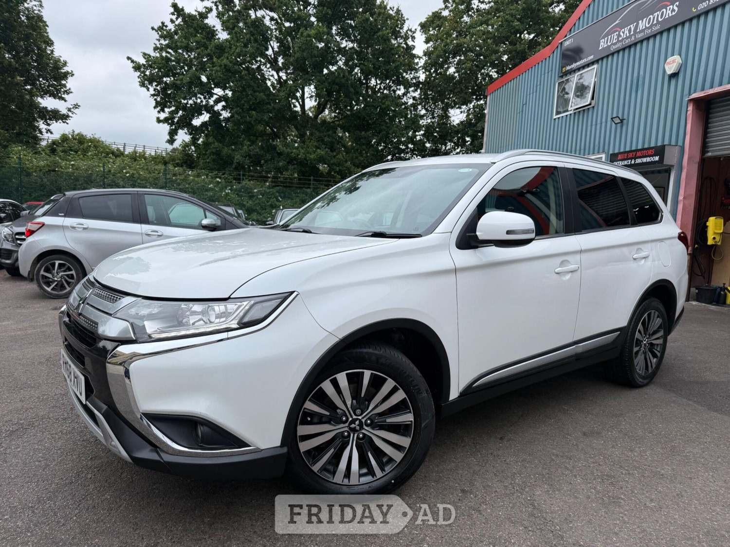 Mitsubishi Outlander 2018 in Barnet
