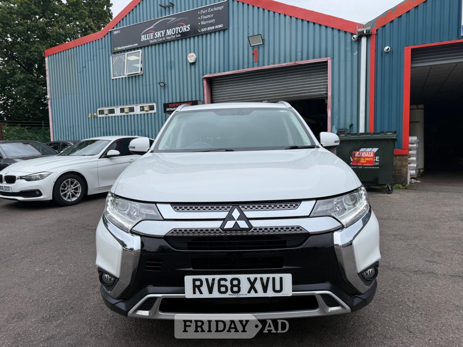 Mitsubishi Outlander Barnet