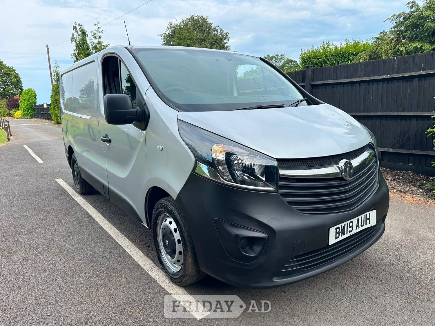 Vauxhall Vivaro 2019 in Addlestone
