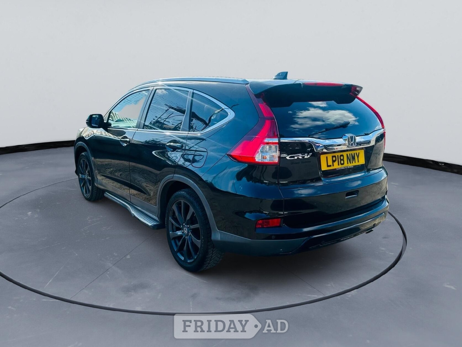 Honda CR-V 2018 - Cars in Ealing