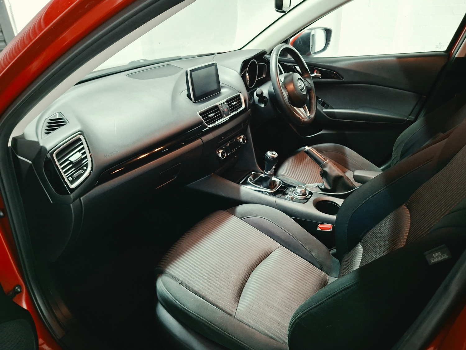 [ berth ]Mazda 3
