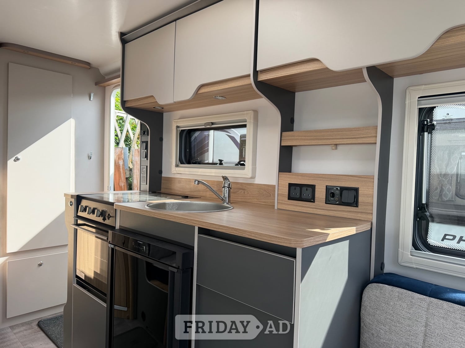Bailey Discovery 2023 - Motorhomes & Caravans in Bristol