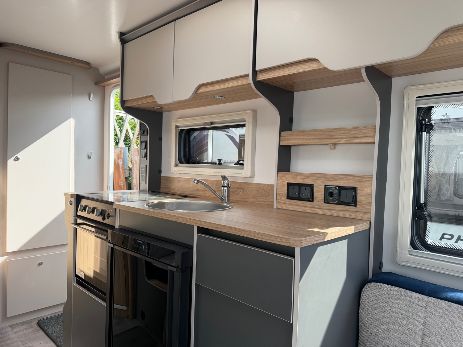 Bailey Discovery 2023 - Motorhomes & Caravans in Bristol