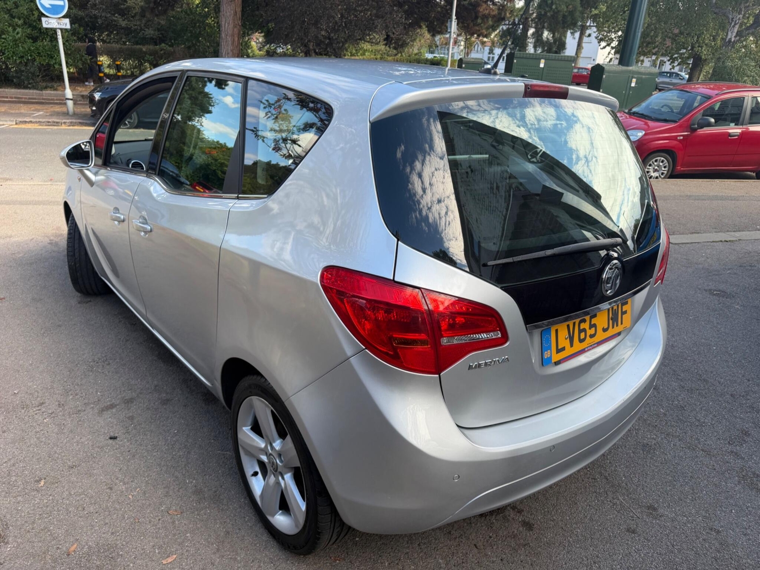 Vauxhall Meriva Sutton