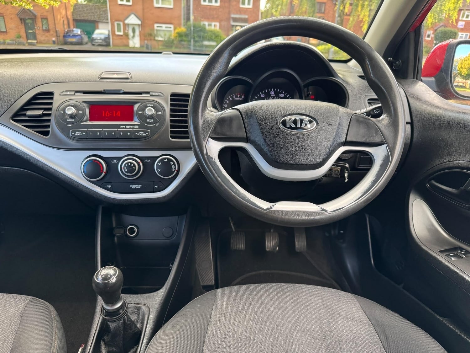 Kia Picanto 2013 - Cars