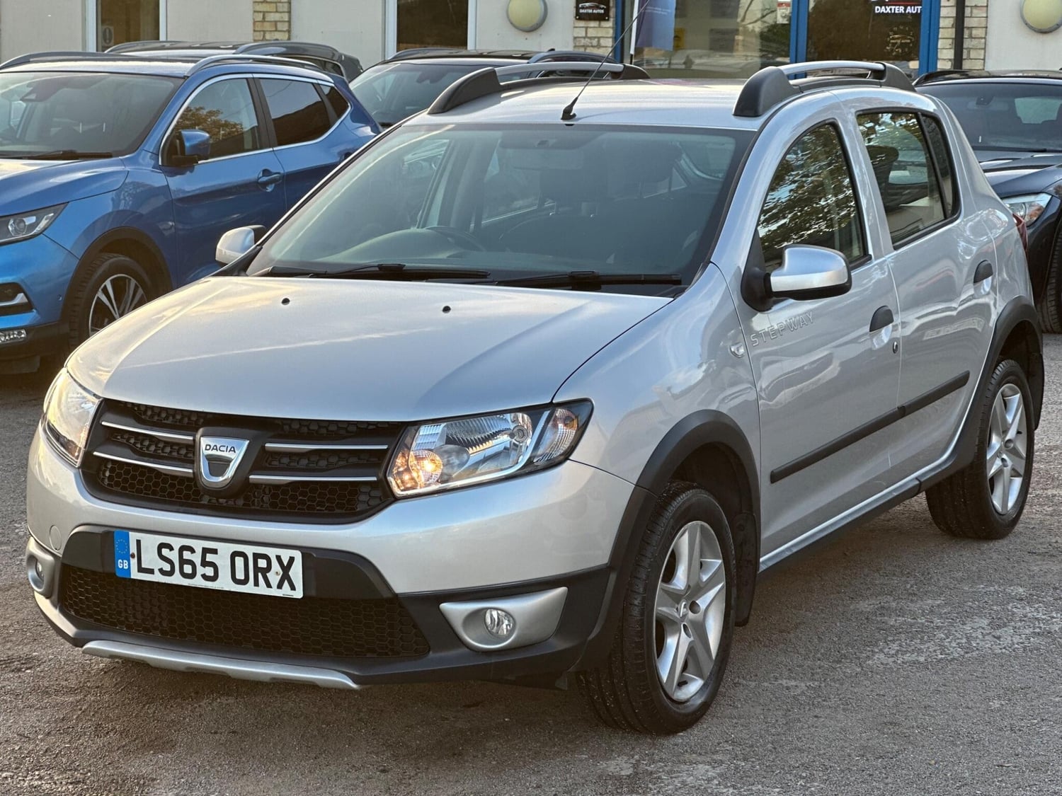 [ berth ]Dacia Sandero Stepway