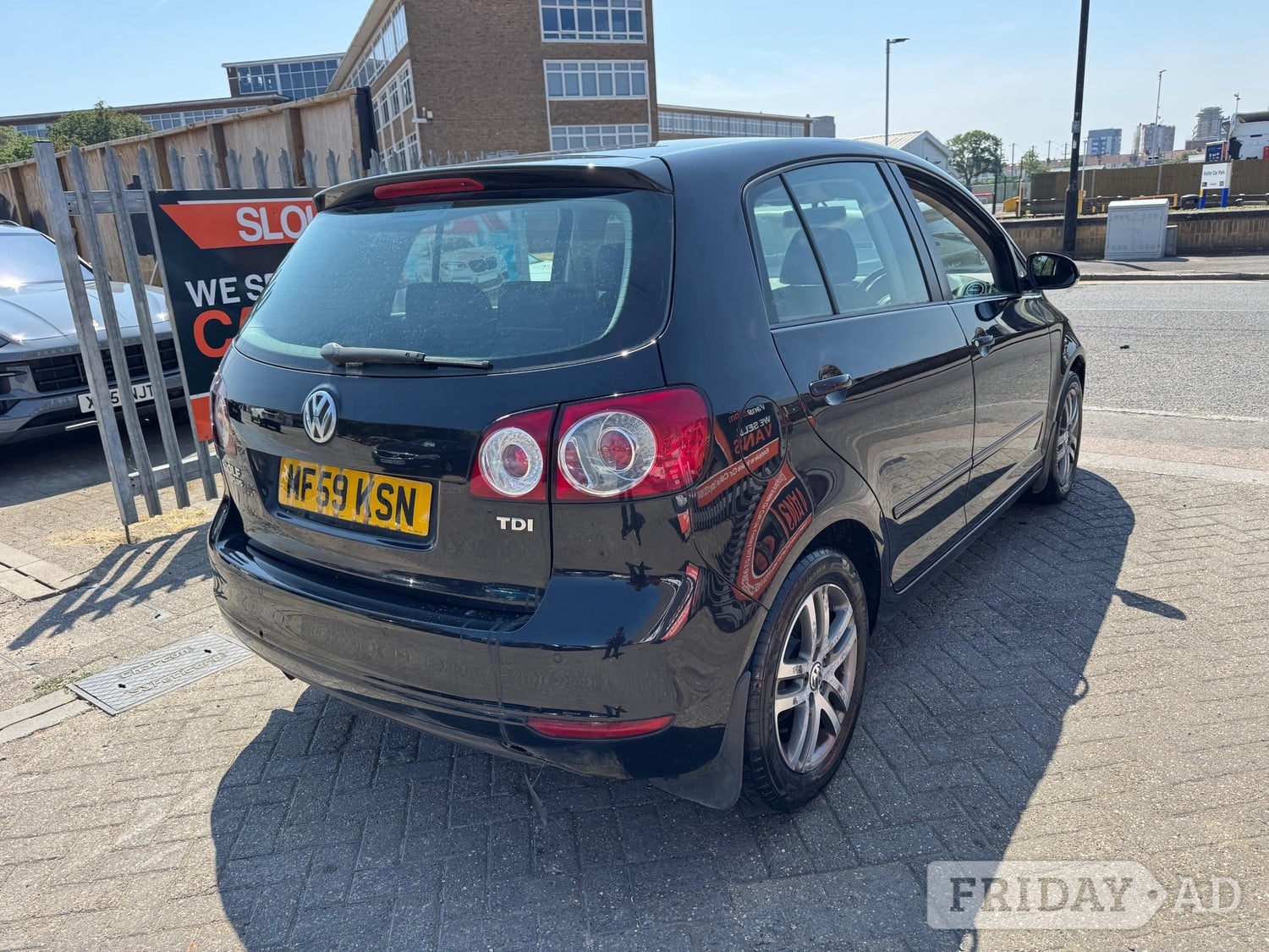 Volkswagen Golf Plus 2009 - Cars in Slough