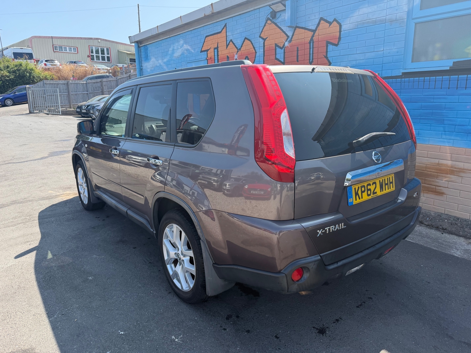 [ berth ]Nissan X-Trail