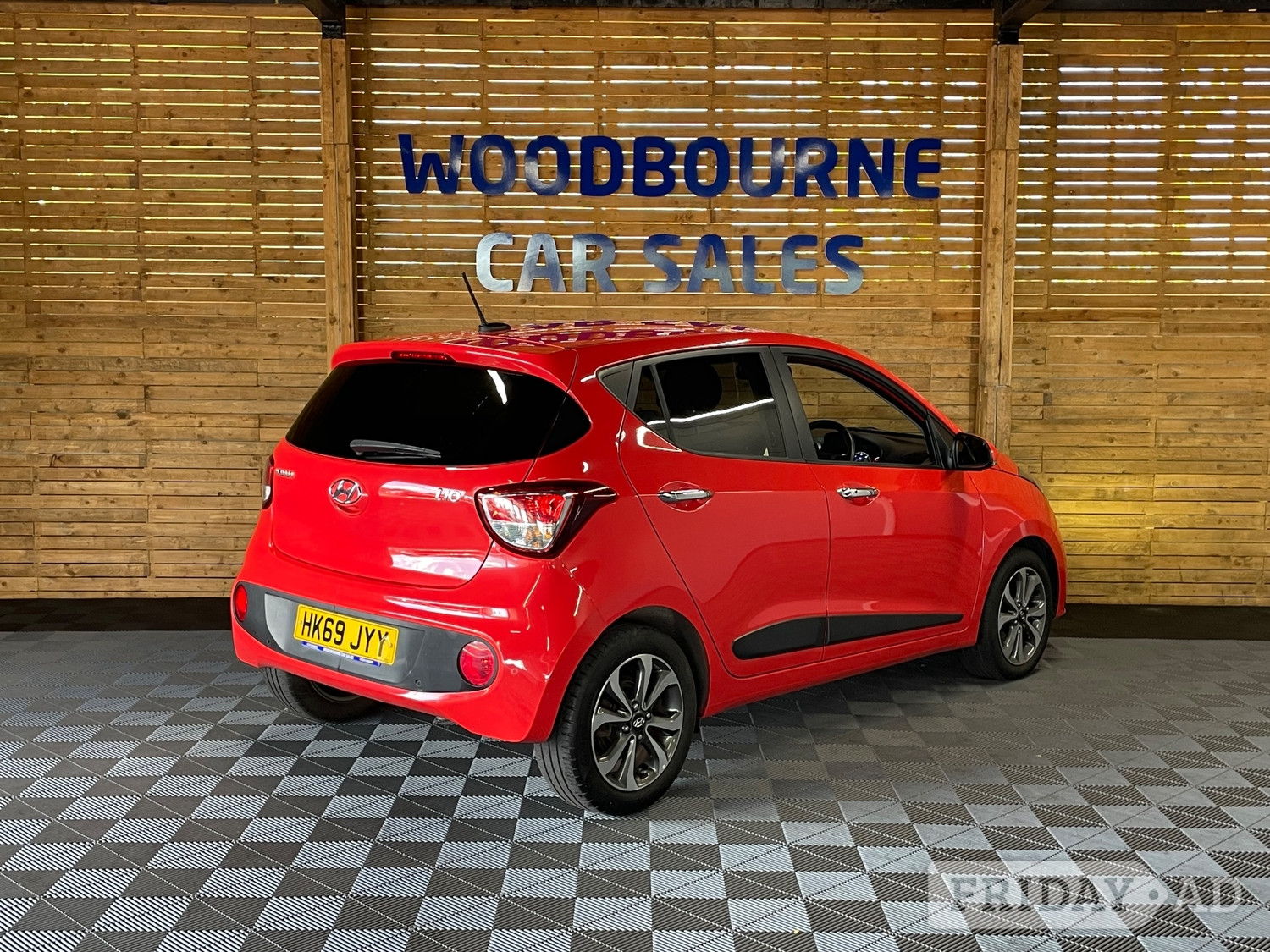Hyundai i10 2019 - Cars in Brighton