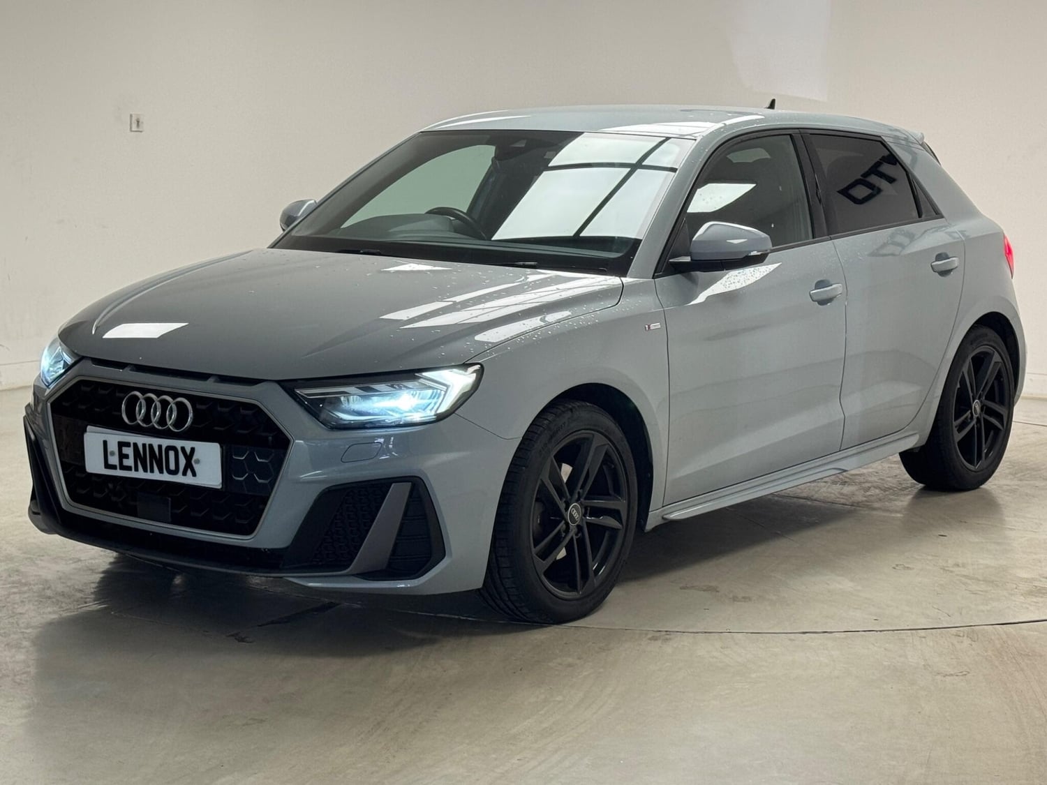 [ berth ]Audi A1