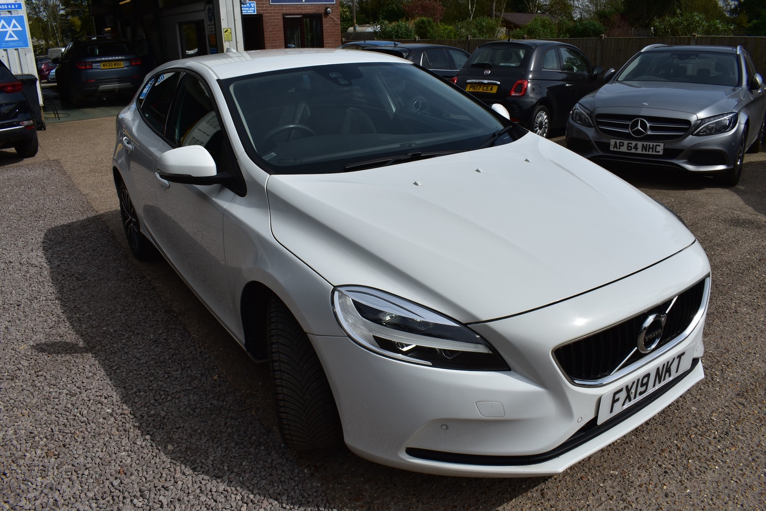 [ berth ]Volvo V40