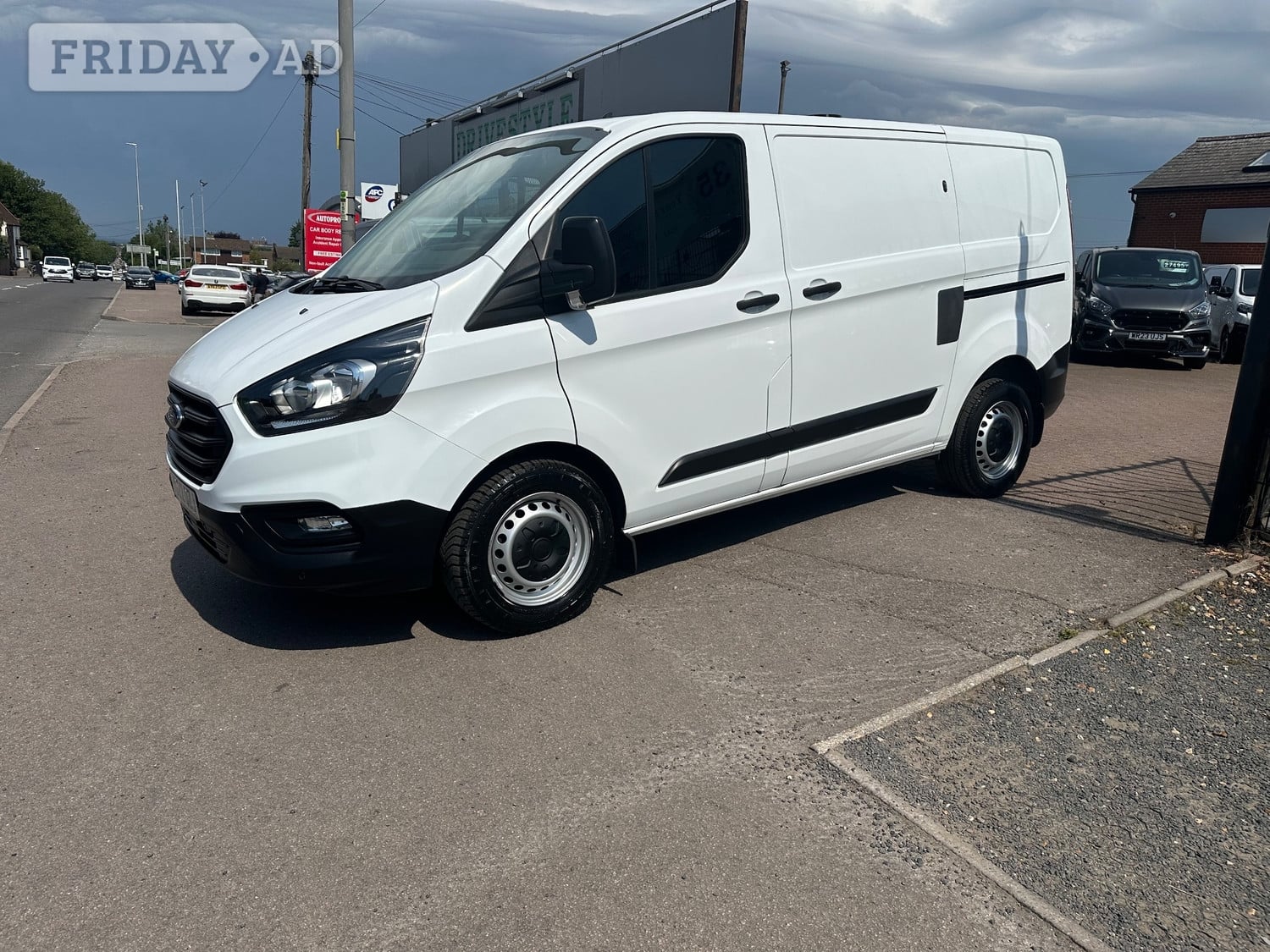 Ford Transit Custom 2022 - Vans & Commercial Vehicles