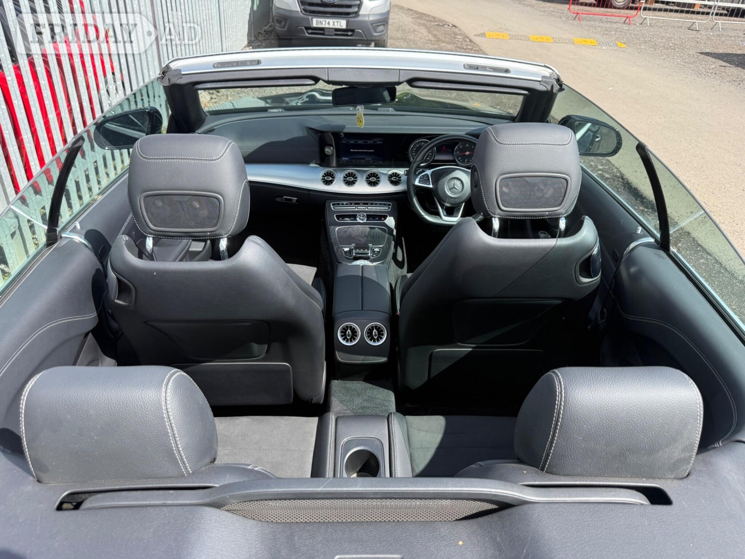 [ berth ]Mercedes-Benz E Class