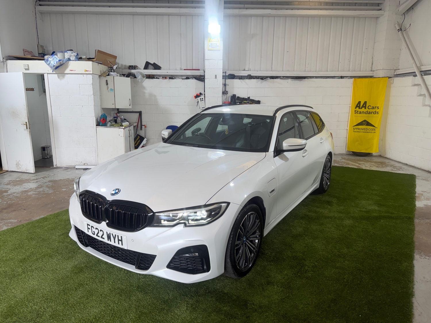 [ berth ]BMW 3 Series