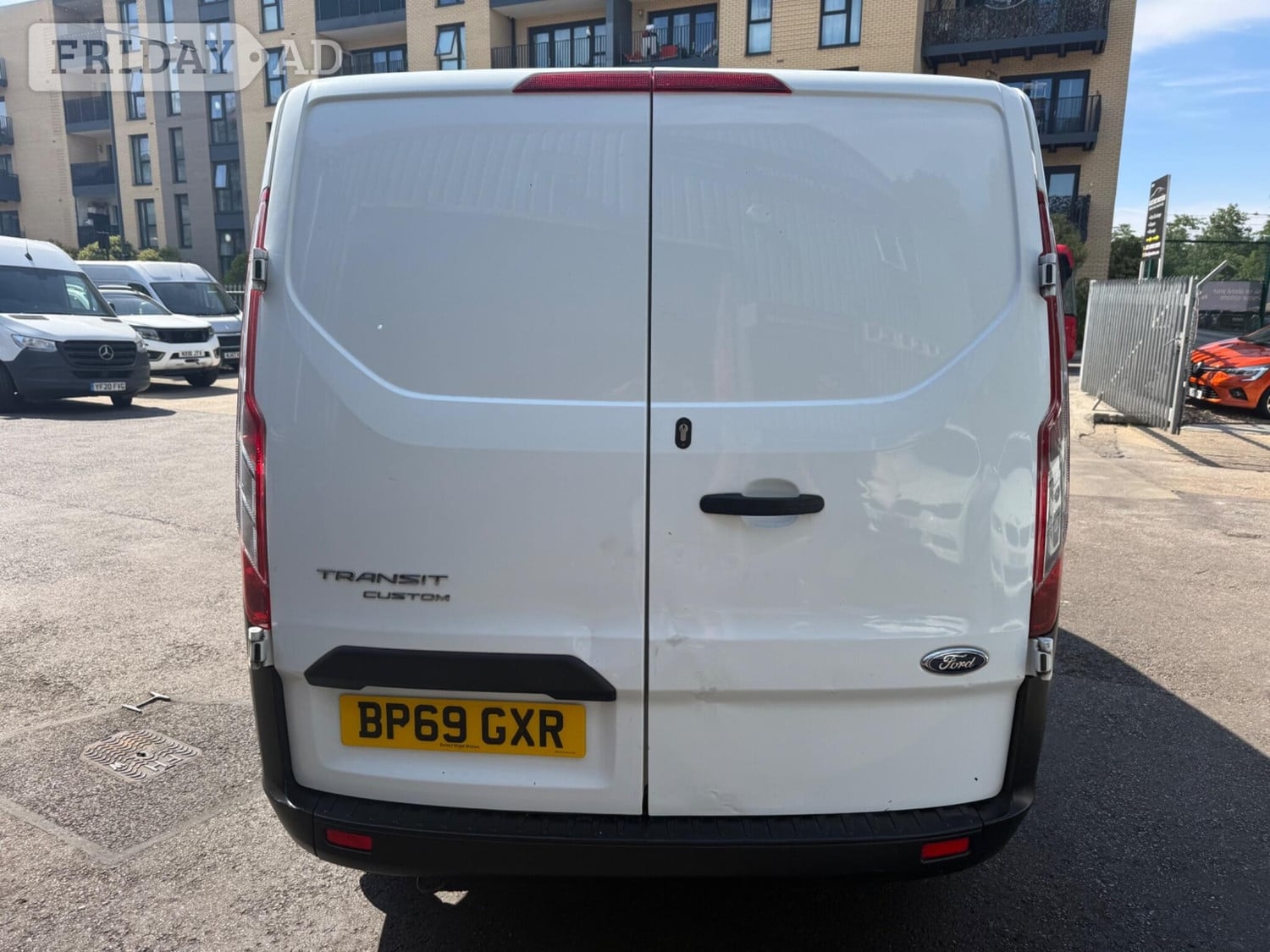Ford Transit Custom 2020 - Vans & Commercial Vehicles in Barnet