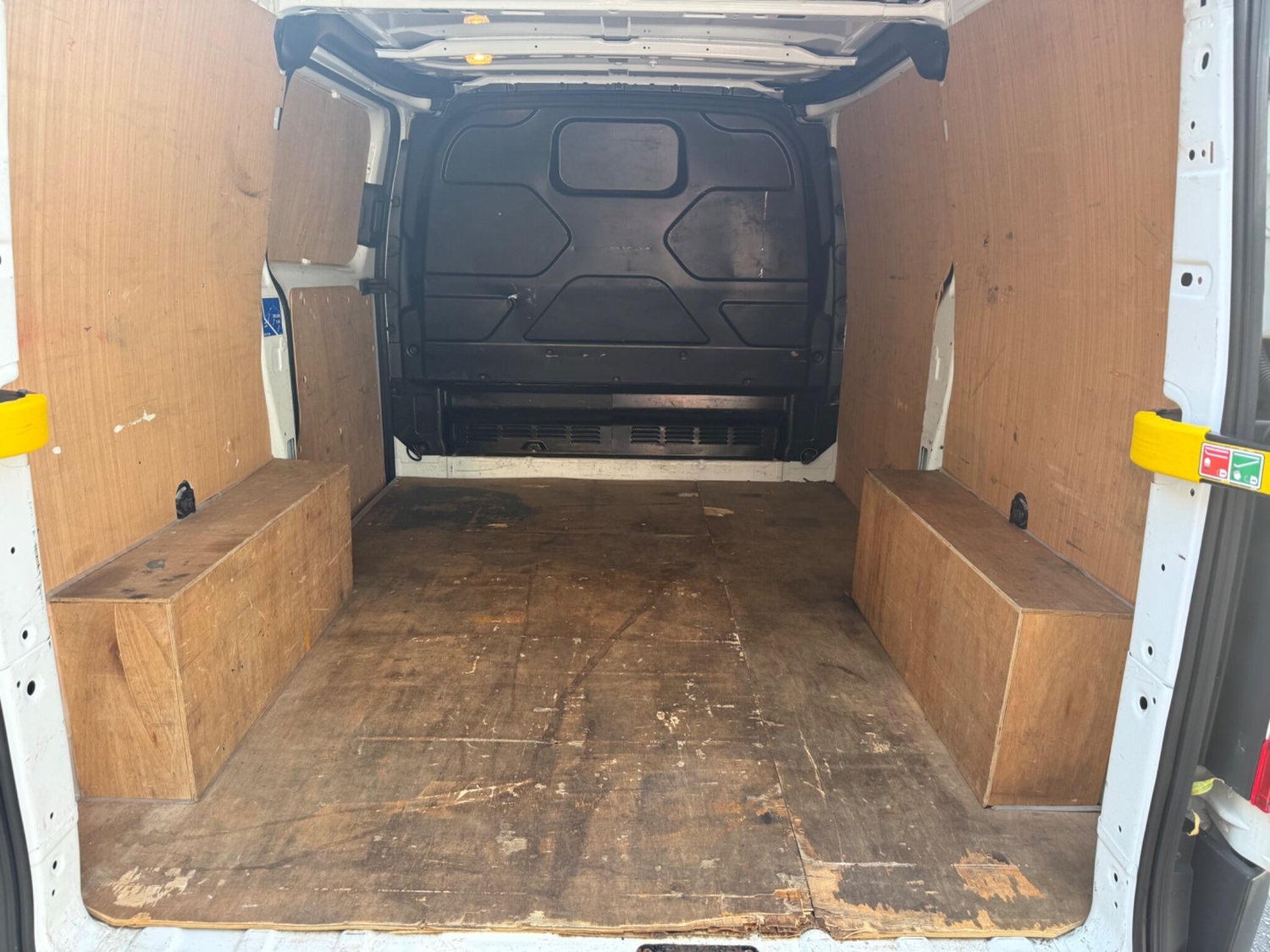 Ford Transit Custom 2020 - Vans & Commercial Vehicles