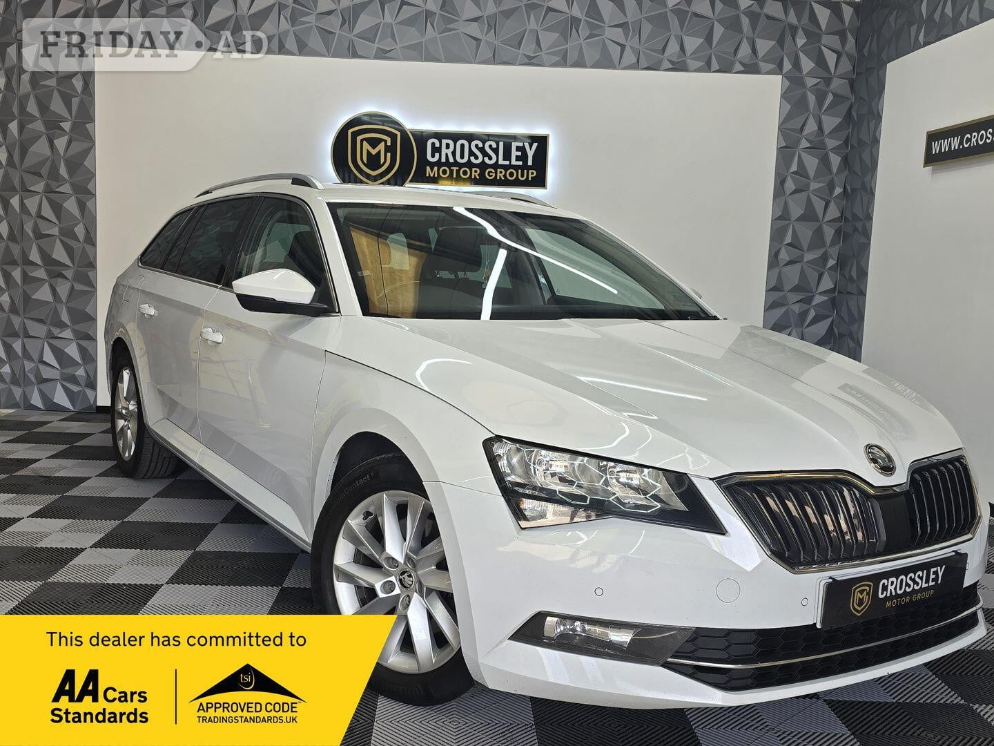 Skoda Superb 2017 in Halifax
